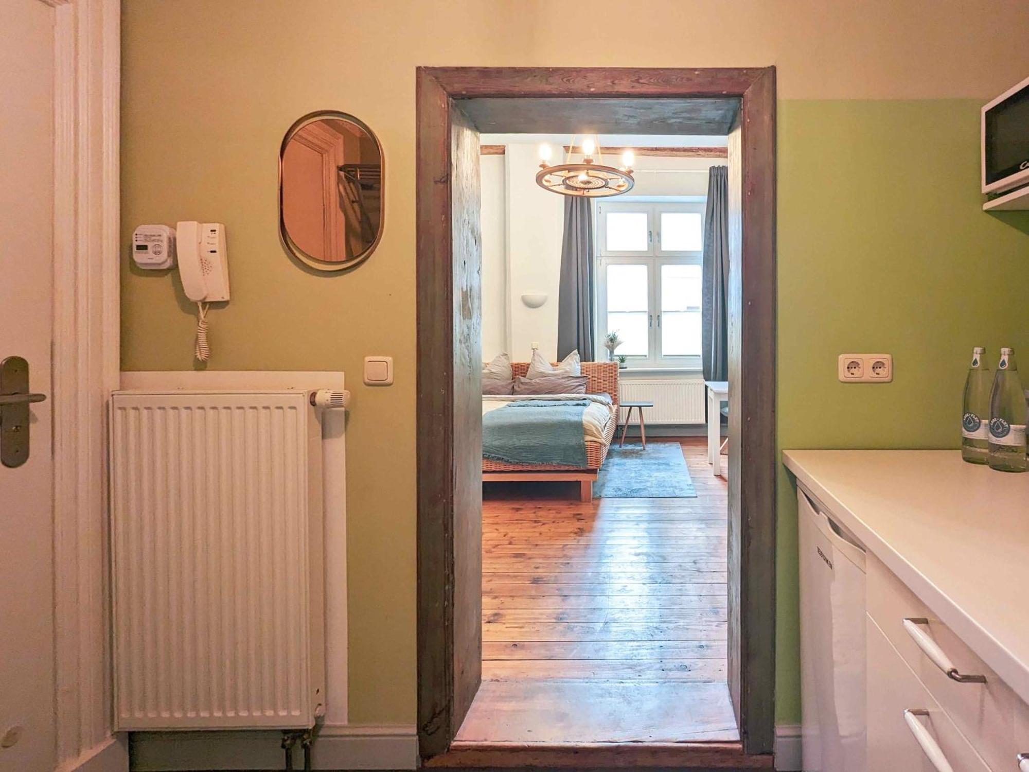 Apartment Strelapartment By Meinke Mitten In Der Altstadt